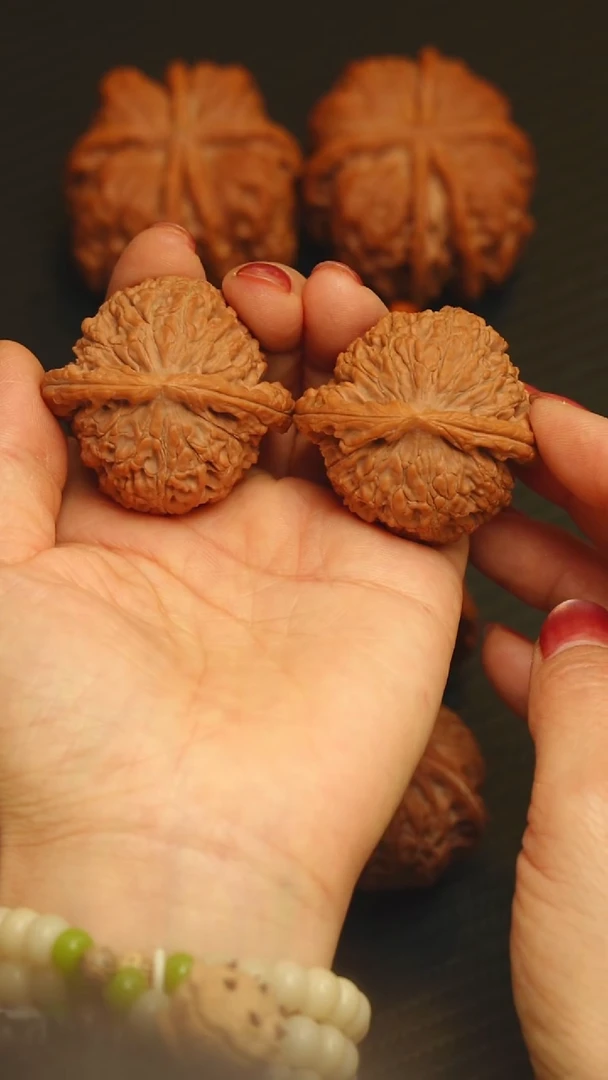 吊坠文玩核桃43 水龙纹