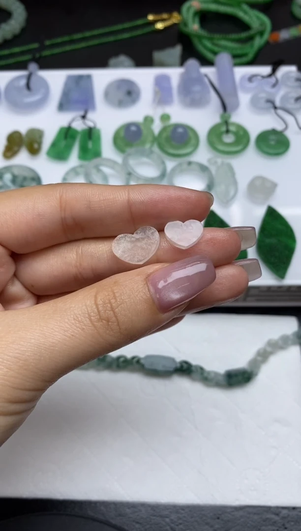 【闪购商品】定制翡翠未镶嵌翡翠毛货~