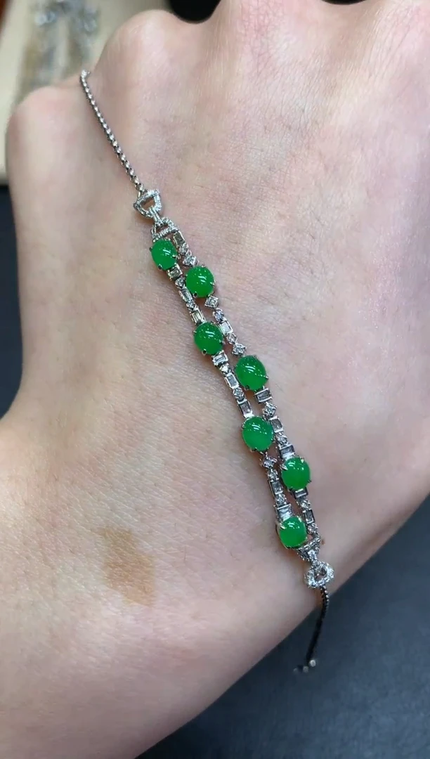 【闪购商品】翡翠手链18K金镶嵌蛋面【无服务费】