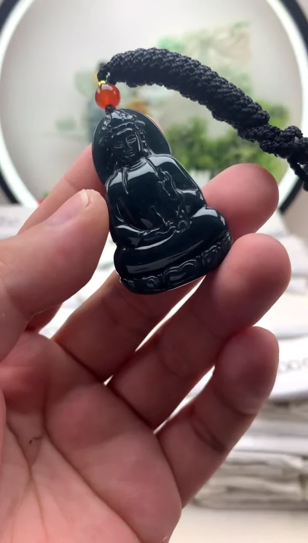 颈饰未镶嵌翡翠小素衣