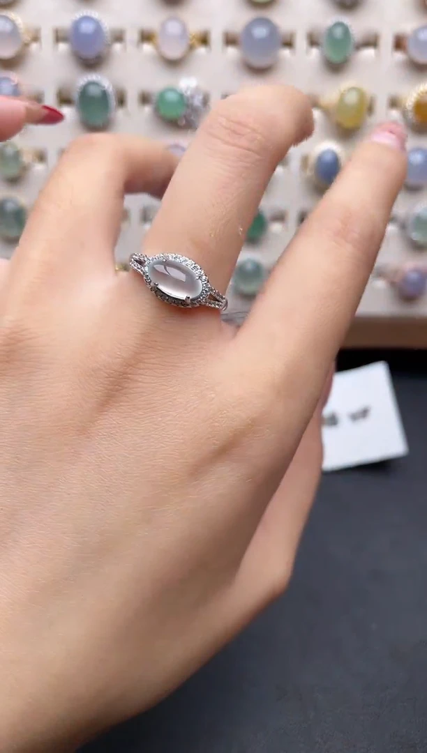 【闪购商品】翡翠戒指银S925镶嵌一物一证一礼盒