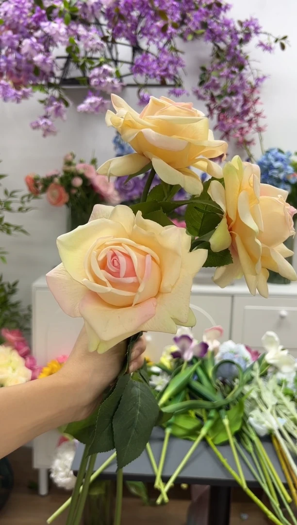3枝香槟色手感保湿水晶