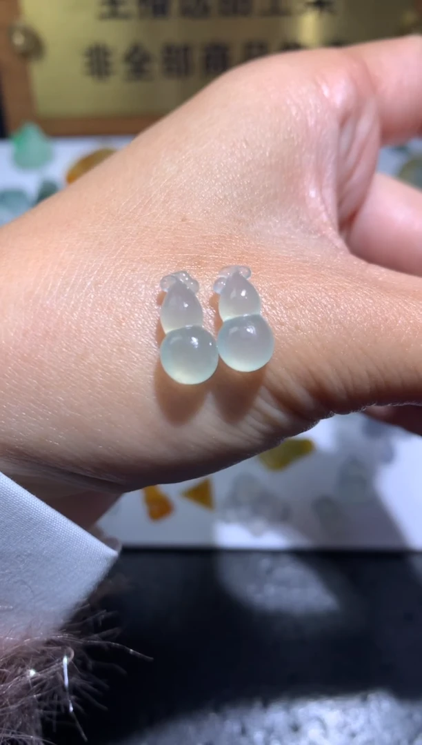 未镶嵌定制翡翠毛货