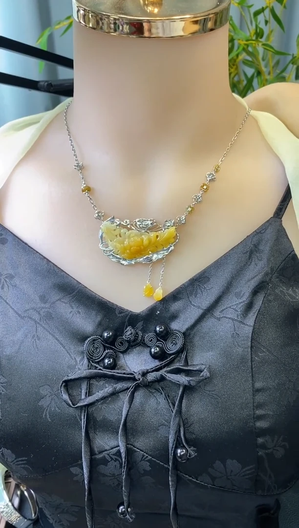 颈饰银S925镶嵌翡翠净货15818