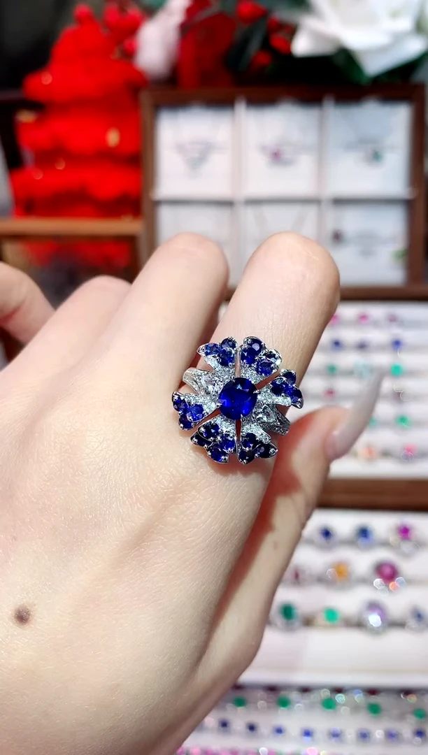 戒指蓝宝石18K金镶嵌1.01ct/天然宝石/七天无理由