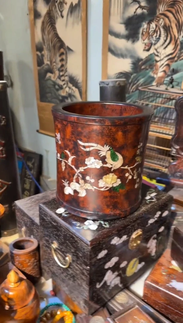 木黄花梨笔海          599