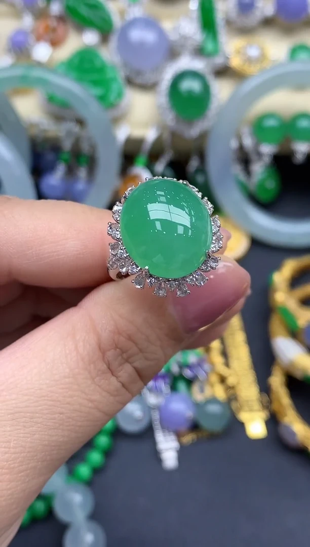 翡翠戒指18K金镶嵌616-春日珠宝