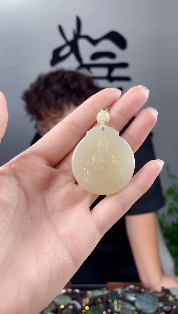 和田玉未镶嵌颈饰拍一发一，多样性发货