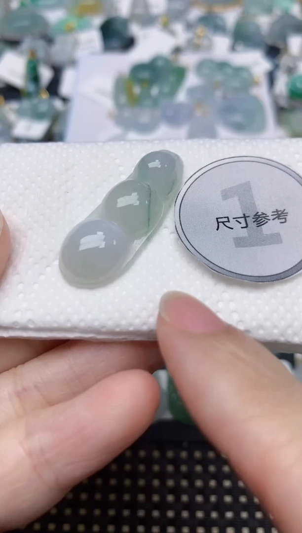 颈饰未镶嵌翡翠天然缅甸A货翡翠