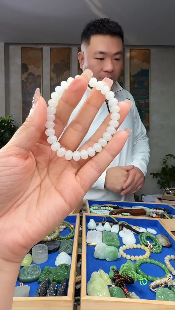 颈饰未镶嵌和田玉拍一发一