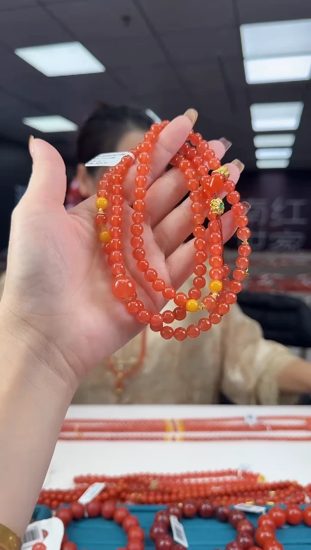 未镶嵌珠串南红玛瑙多样发其一/097250902888