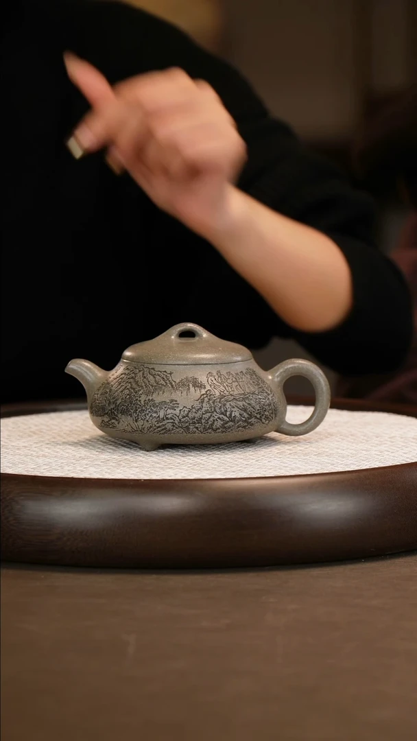 邵忠源 矮石瓢 青玉砂 300c/荷花画/矮石瓢壶承