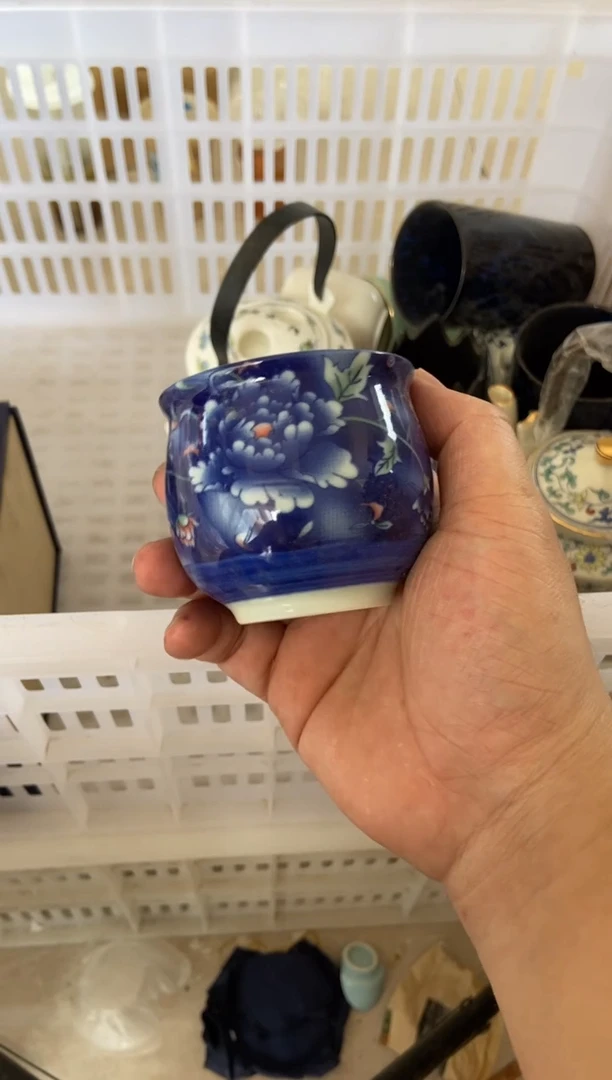 无运费险有瑕疵的摄影的产品有使用过的痕迹有点脏介意勿拍