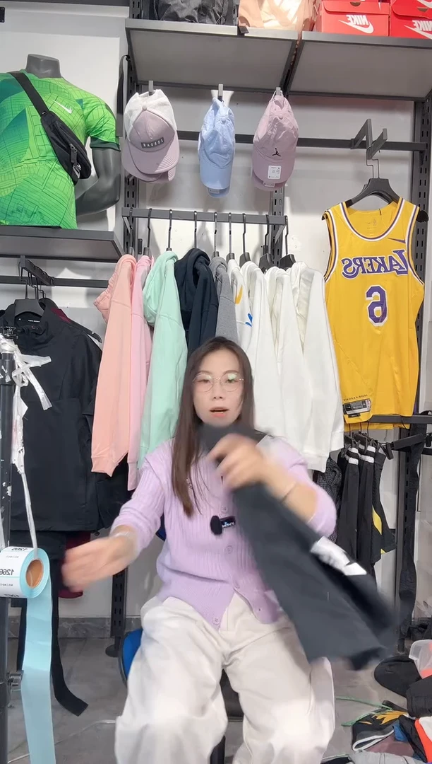 1260   编码 瑕疵款直播间过款为准 尺码 L
