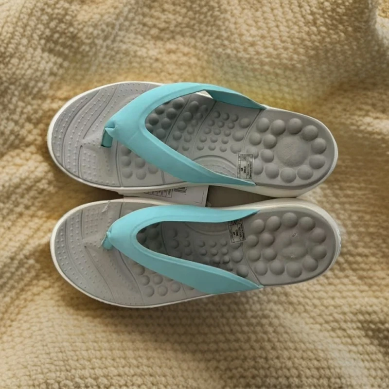 卡家/时尚女款人字拖