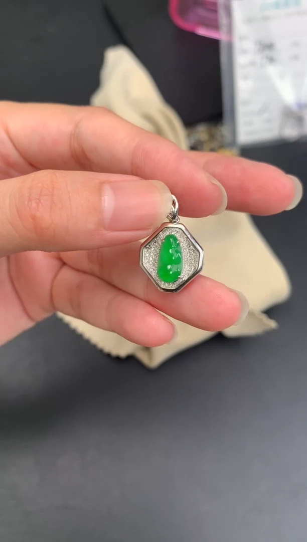 定制翡翠18K金镶嵌模式推广期48小时鉴赏期