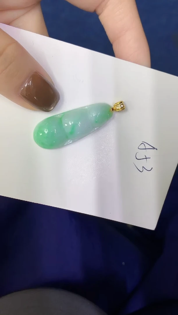 颈饰未镶嵌翡翠缅甸天然翡翠A货