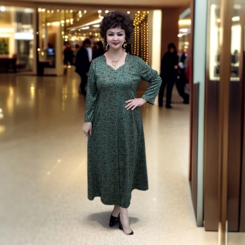 02打底修身型A字裙中长款大码连衣裙秋冬女装时尚提花碎花女装