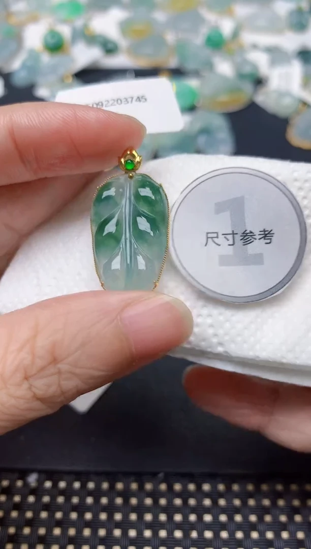 天然缅甸A货翡翠