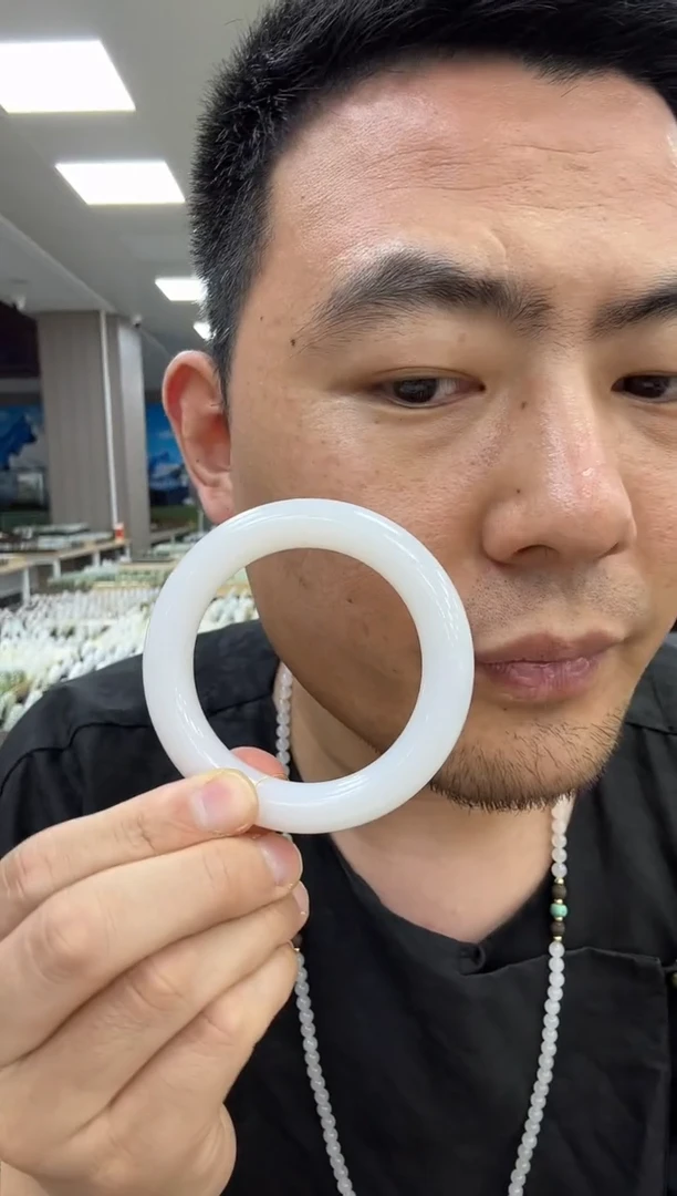 未镶嵌手镯和田玉55-56野牛沟羊脂白966