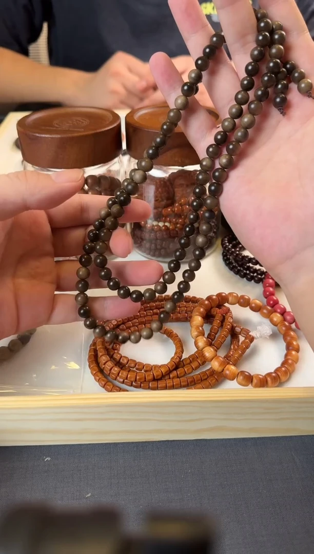 檀香木无事牌阴沉老山檀香108x8mm手串