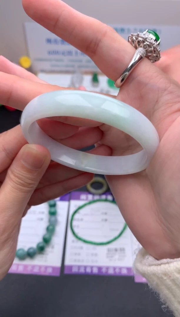 【闪购商品】定制翡翠未镶嵌模式推广期24小时鉴赏期