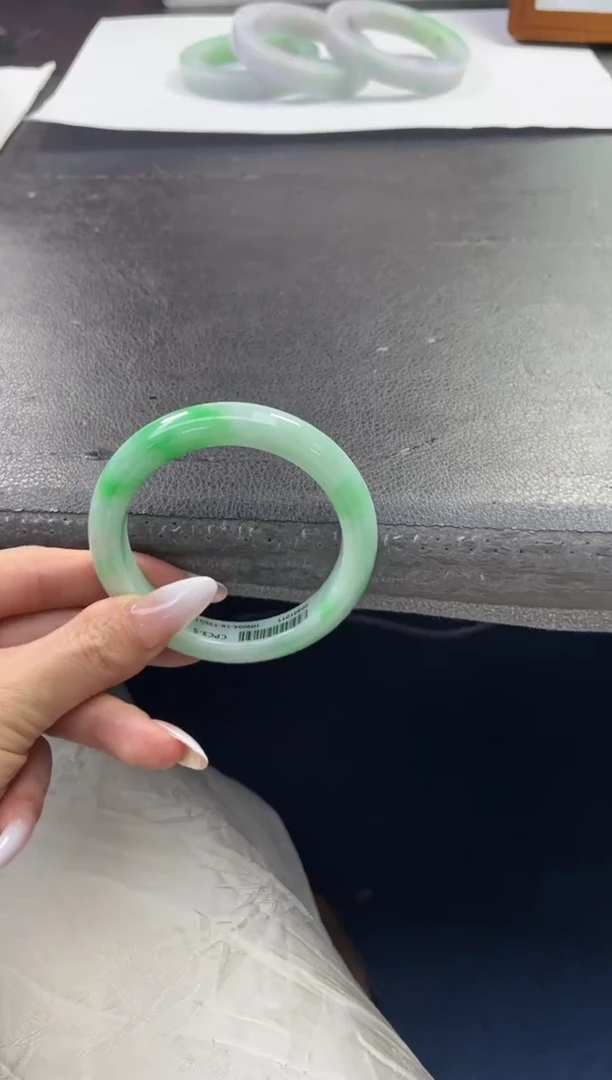 未镶嵌手镯定制翡翠和**小手镯XJ/发一件