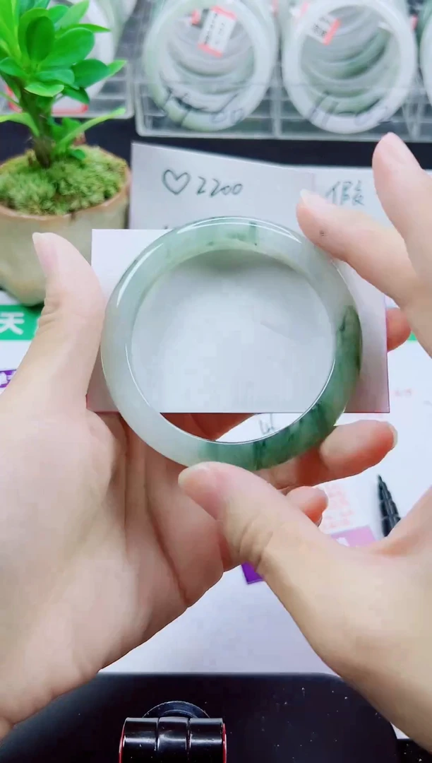 未镶嵌手镯石英质玉46-56/57