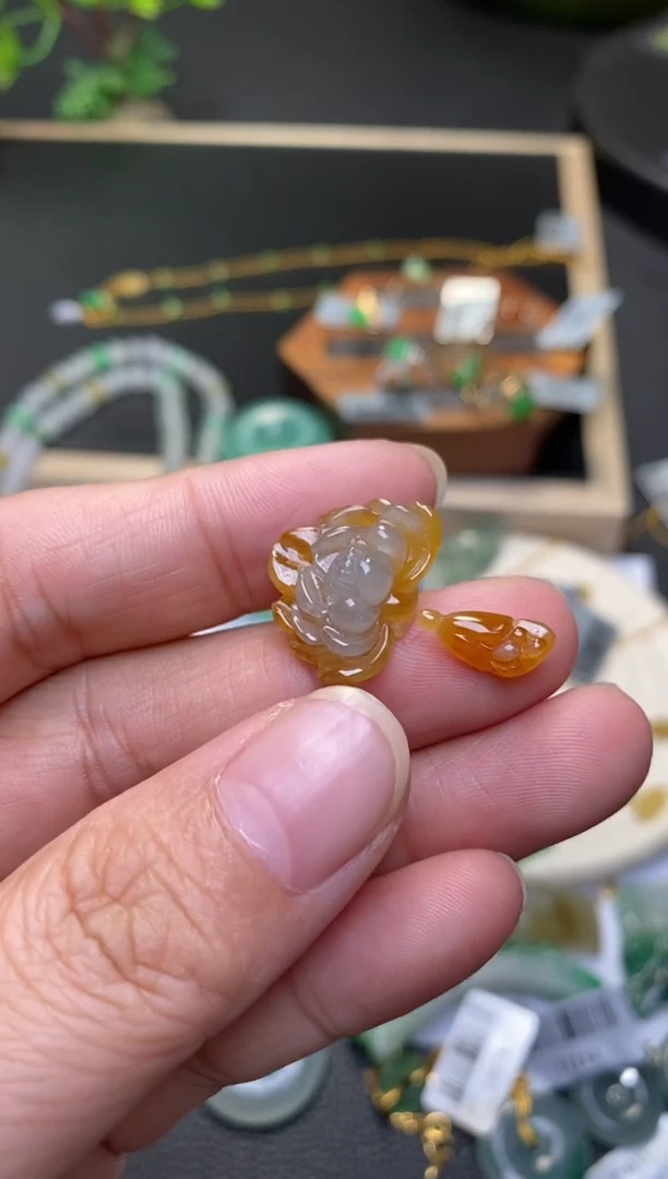 颈饰未镶嵌翡翠净货30775