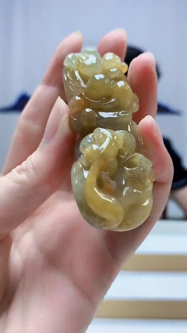 未镶嵌定制翡翠4917zm-毛货挂件47