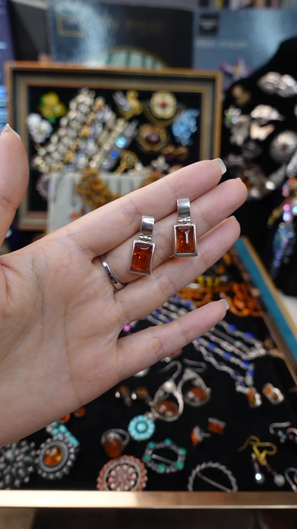 铁合金合金锆石欧*淇耳环