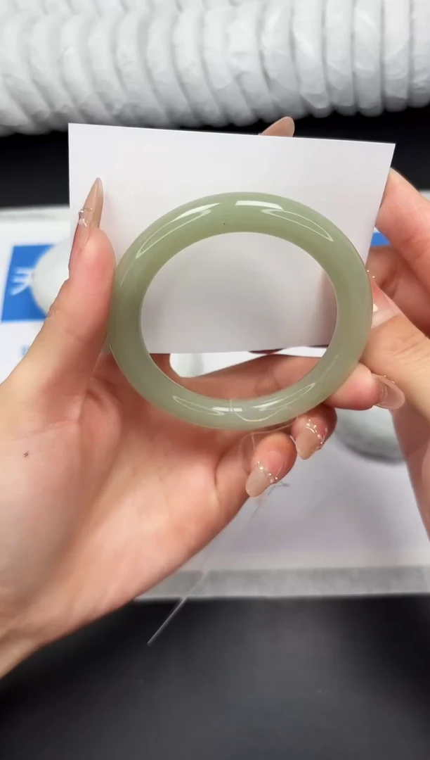 未镶嵌手镯石英质玉8-57.4DY