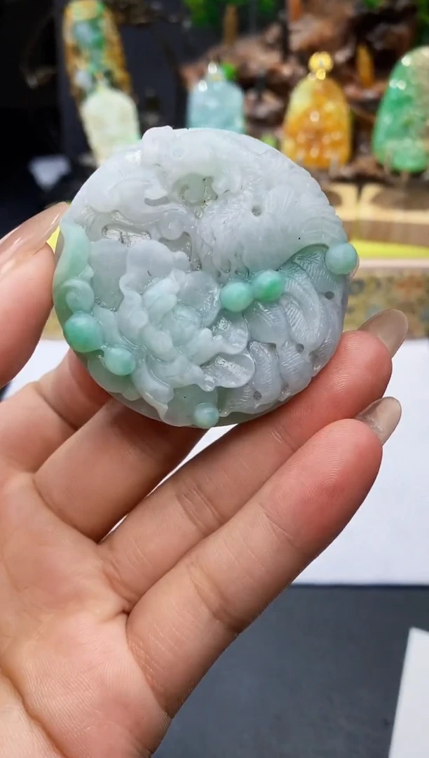 【闪购商品】翡翠颈饰未镶嵌翡翠A货