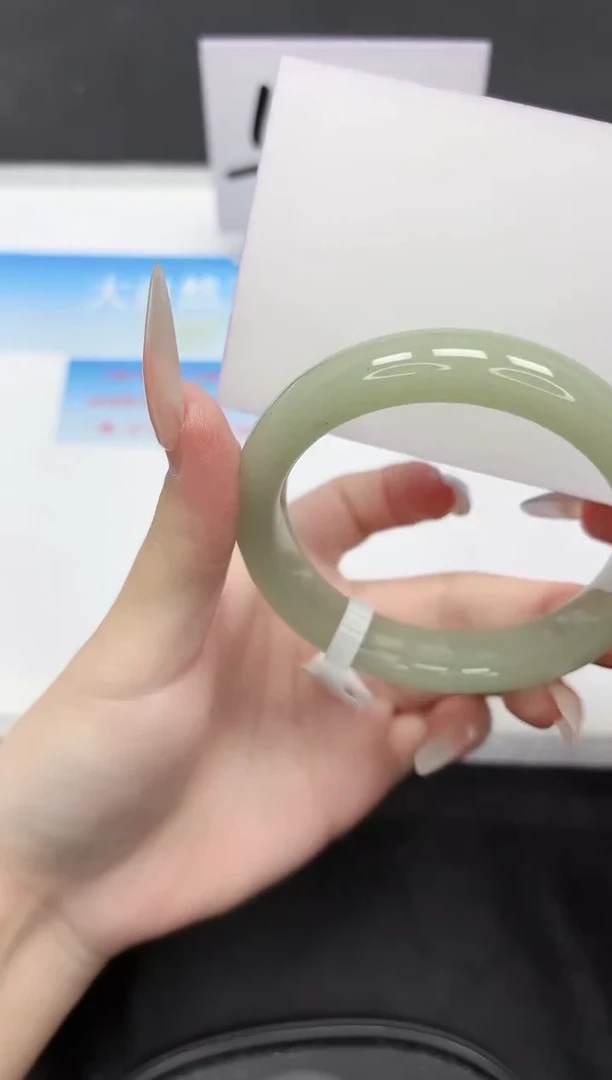 未镶嵌手镯石英质玉226-58.2