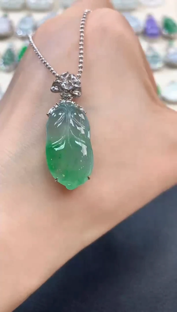 【闪购商品】翡翠吊坠(不含链)18K金镶嵌b161