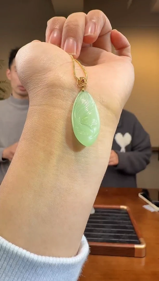 颈饰18K金镶嵌和田玉80-543-12.17多样性拍一发一