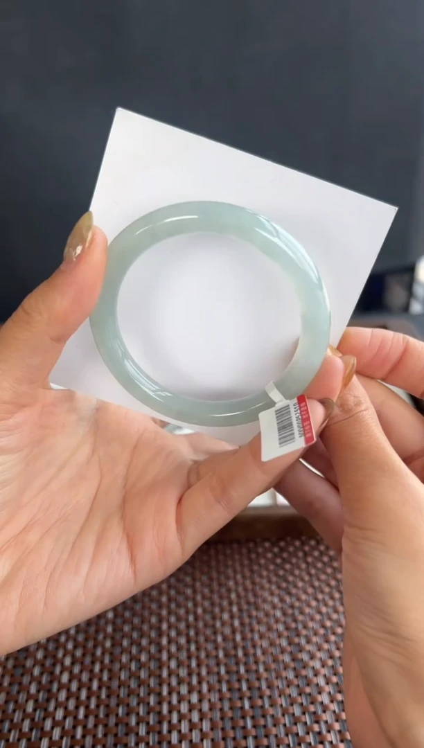 【闪购商品】翡翠手镯未镶嵌16号53.6*8.2*8.6