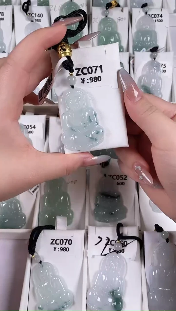 颈饰未镶嵌翡翠ZC071高冰飘花观音+孤品+送同款绳子