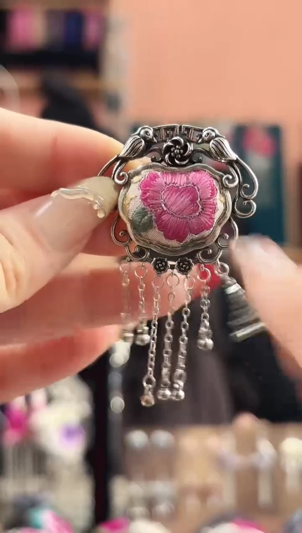 织绣艺枝独绣手工饰品45*