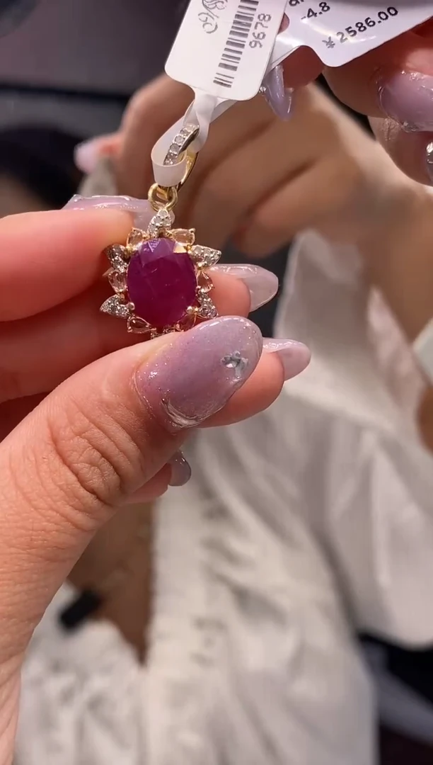 吊坠(赠链)未镶嵌红宝石天然红宝石吊坠4.8ct