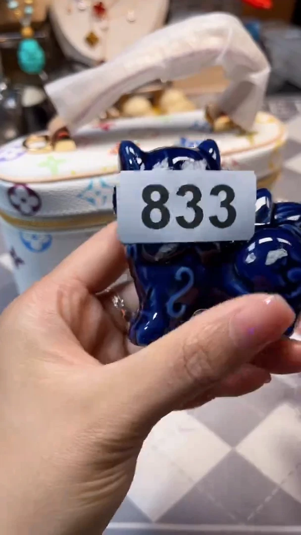 瓷片陶茶666文玩周边多人白三彩饭盒
