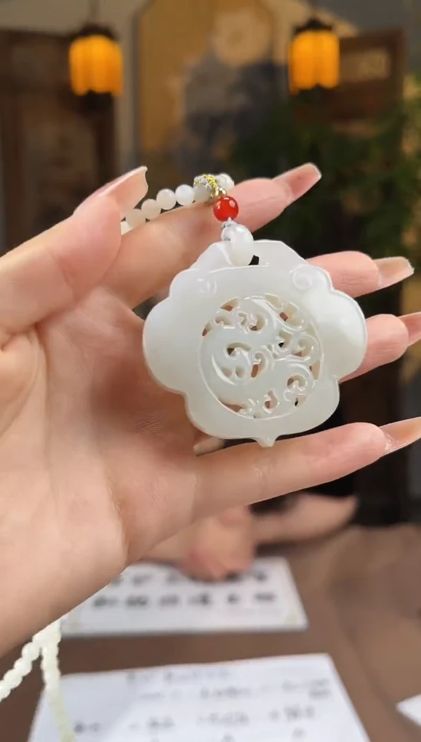 和田玉未镶嵌颈饰S001