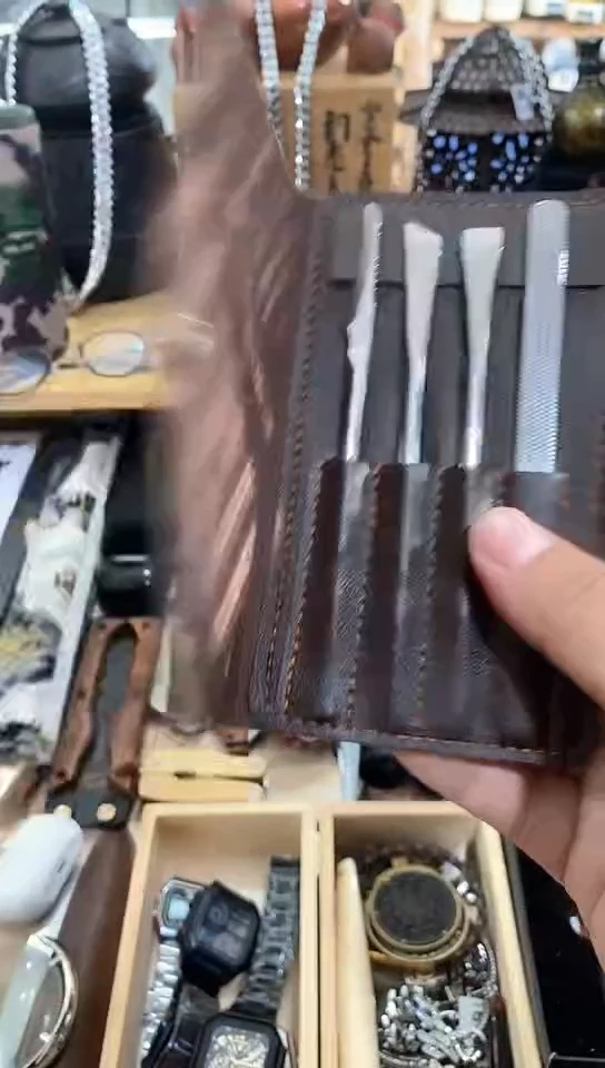 瓷片闪购商品  如图所示