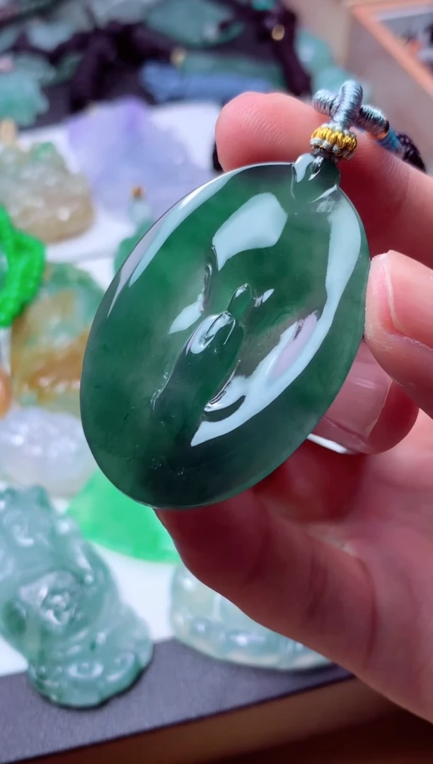 翡翠未镶嵌颈饰天然翡翠