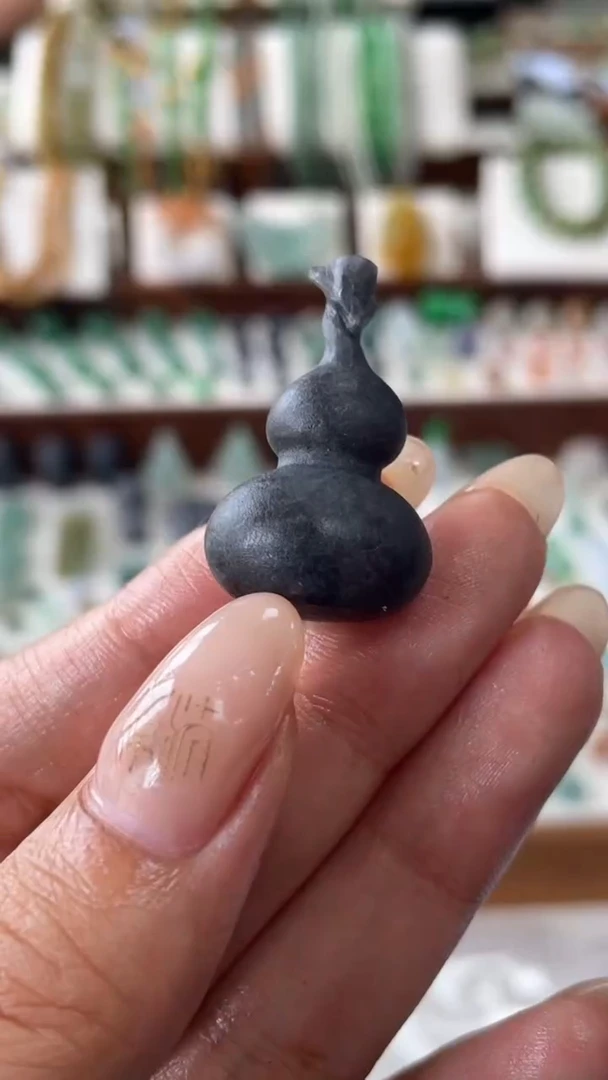 定制翡翠未镶嵌葫芦30.6*11.8