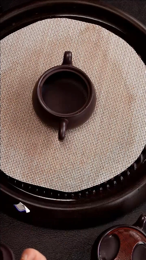 茶壶紫砂YLX16牛盖汉瓦甲级紫泥140cc