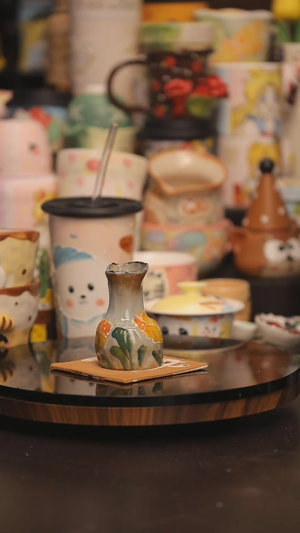 景德镇釉下彩绘设计师款式陶瓷