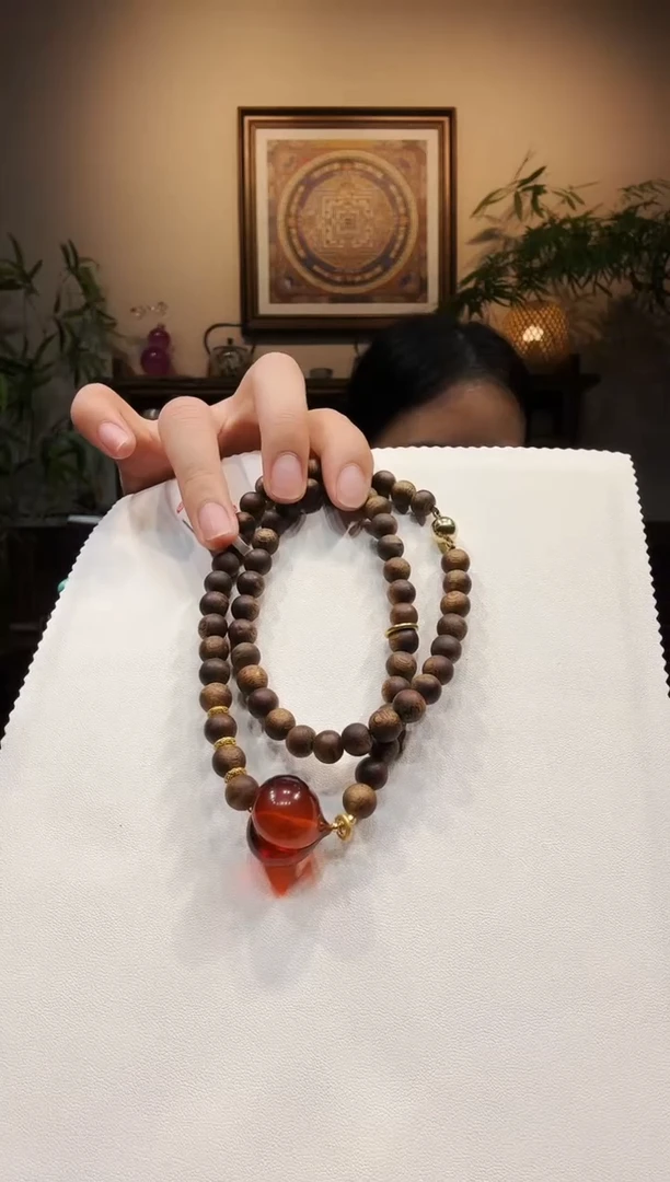 血珀颈饰未镶嵌项链