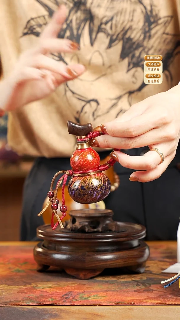 WE131漆艺精致小手捻(开口）