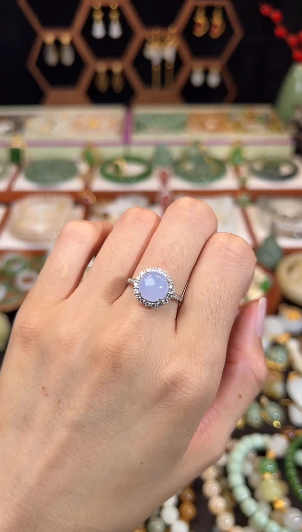 翡翠戒指18K金镶嵌福利